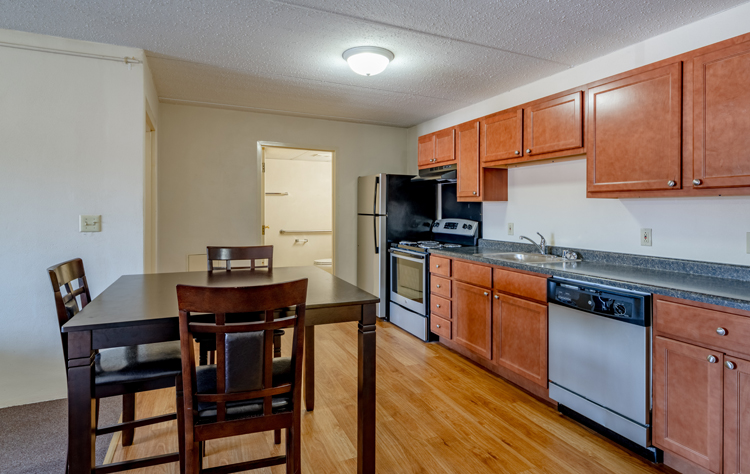 Regent-West Apartments